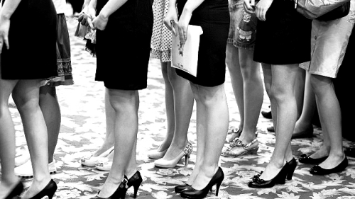 超八成女性認(rèn)為職場存性別歧視，女碩士感受最強烈｜美通社頭條