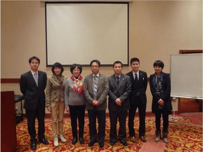 SGS、BOKEN與廣東鞋業(yè)廠商會(huì)領(lǐng)導(dǎo)合影