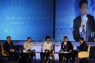 嘉凱城集團(tuán)董事、副總裁李懷彬先生在第一財(cái)經(jīng)地產(chǎn)匯年度峰會(huì)上表示，新型城鎮(zhèn)化的核心就是集聚