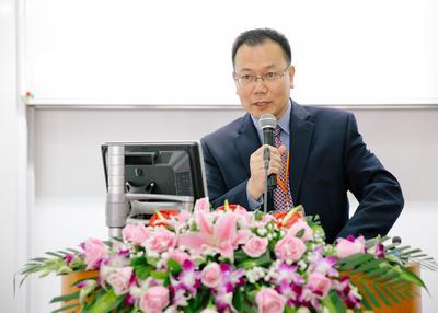 SAIF金融學(xué)教授、中國(guó)金融研究院副院長(zhǎng)嚴(yán)弘發(fā)言