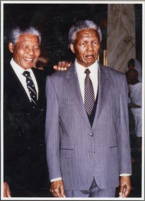 1991年4月，曼德拉先生在倫敦為<br />自己的蠟像揭幕